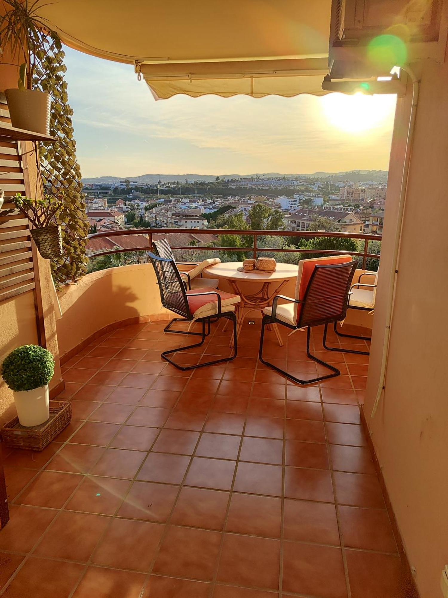 Apartamento Nuevo フエンヒロラ 部屋 写真